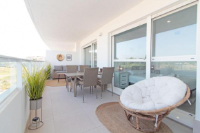 Global Properties, Apartamento con terraza y piscina en la playa de Canet